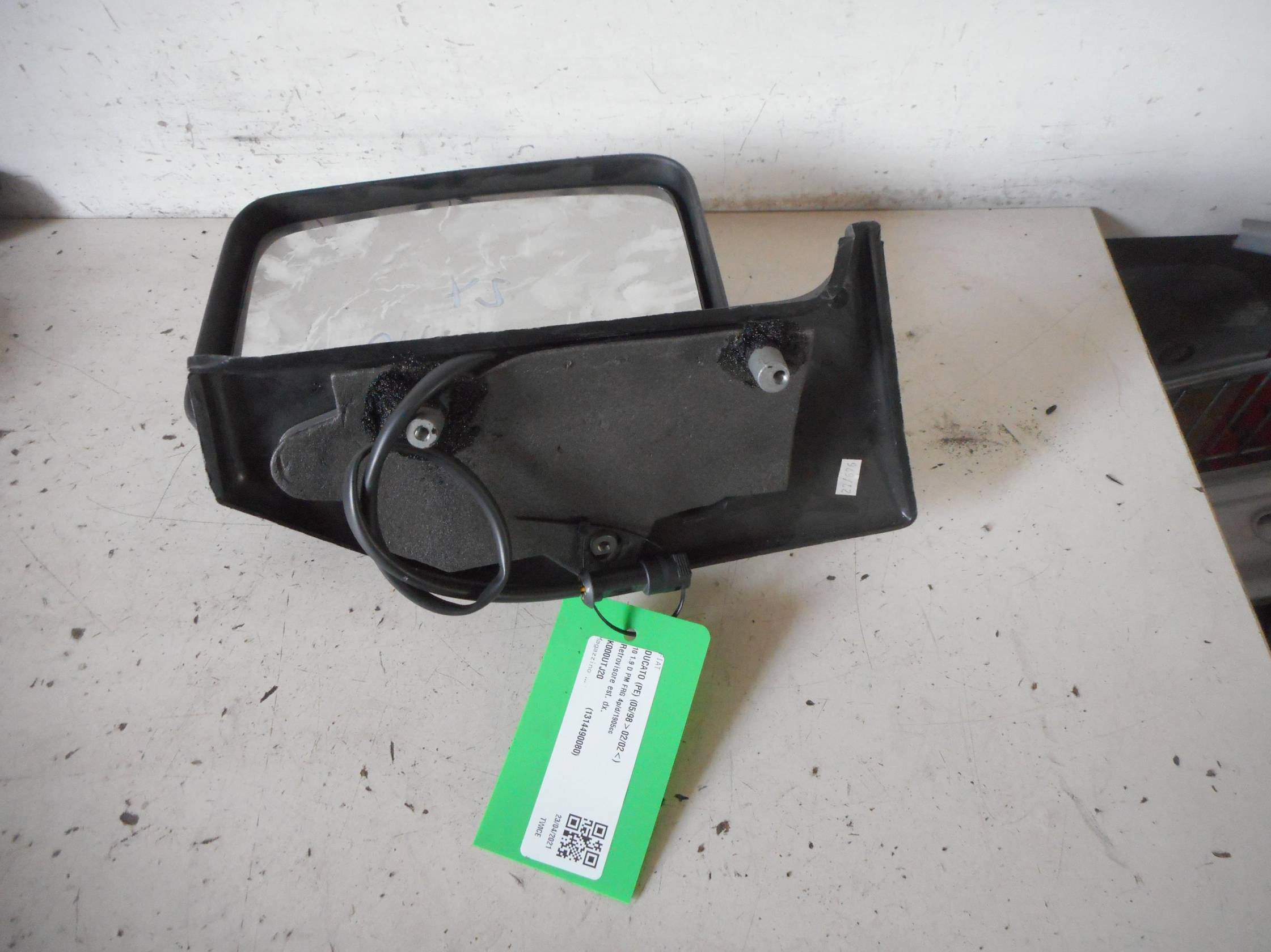 Retrovisore est. dx.